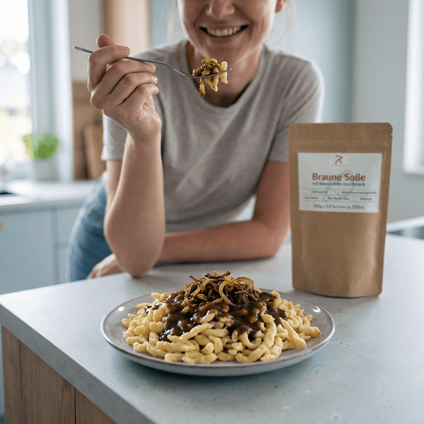 Rothsteiner Rezept mit brauner Soße, angerichtet zum Servieren